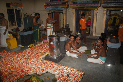 சிவன் சங்கு உருவில்